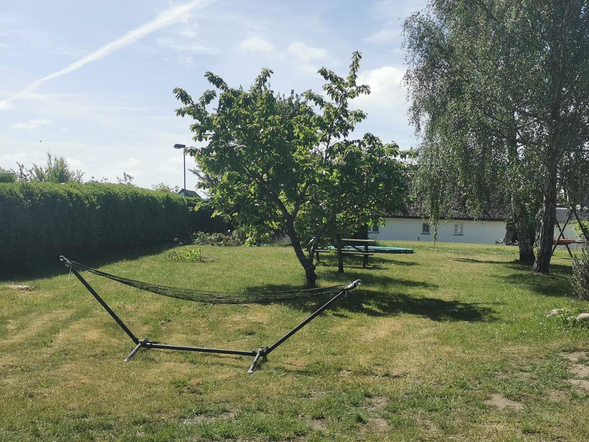 Ruegenferienhaus - Schaprode Hafen 外观 照片
