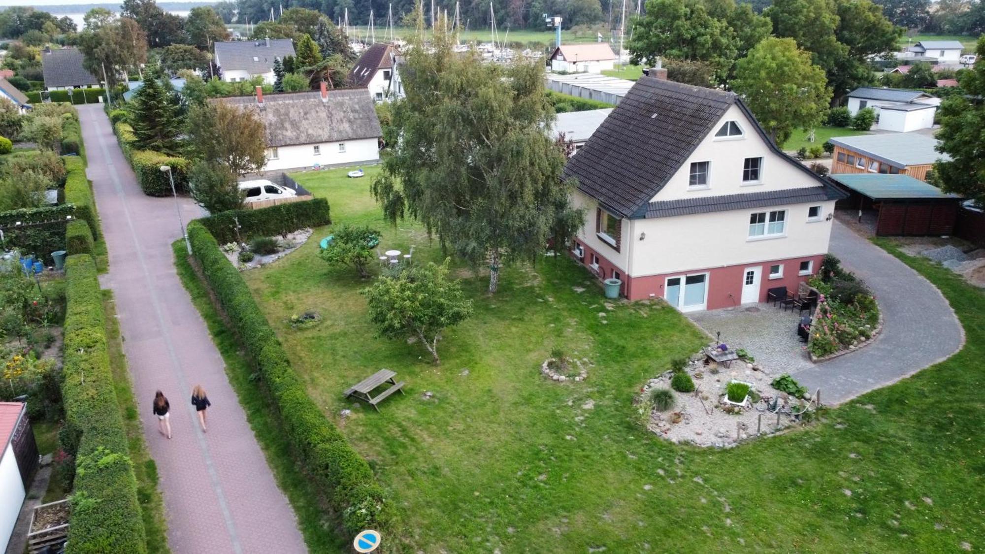 Ruegenferienhaus - Schaprode Hafen 外观 照片
